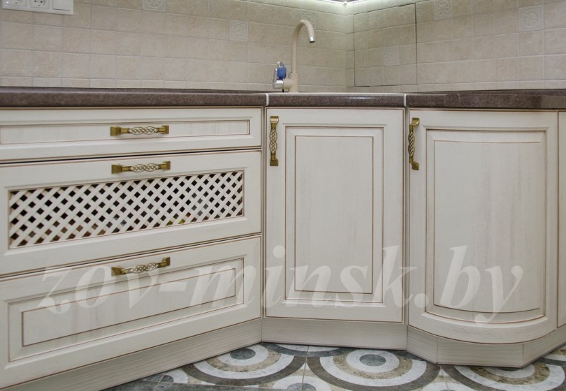 Кухня ЗОВ Канзас с рамочными фасадами